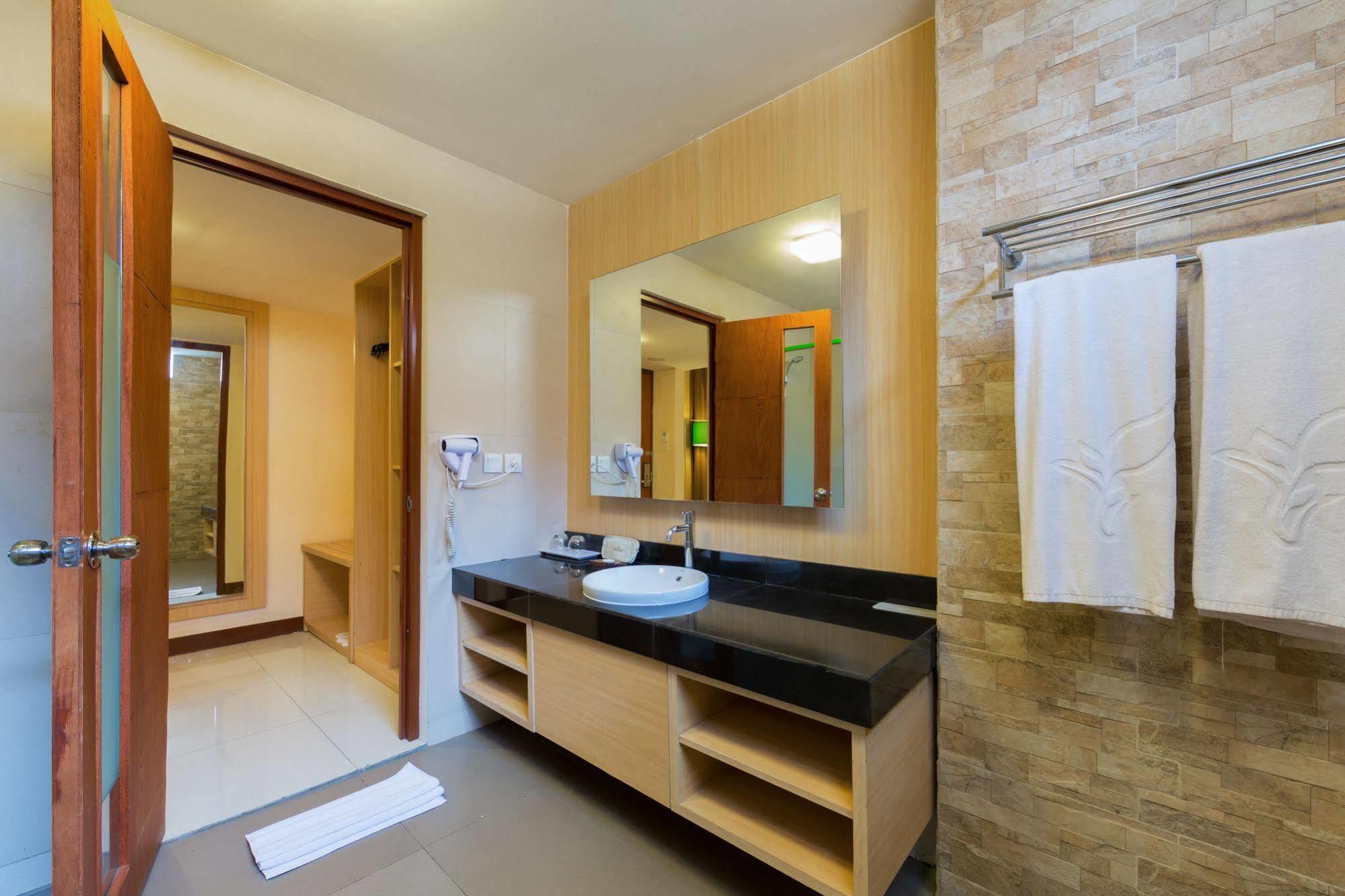Vihan Suites Bali Kuta Lombok Εξωτερικό φωτογραφία